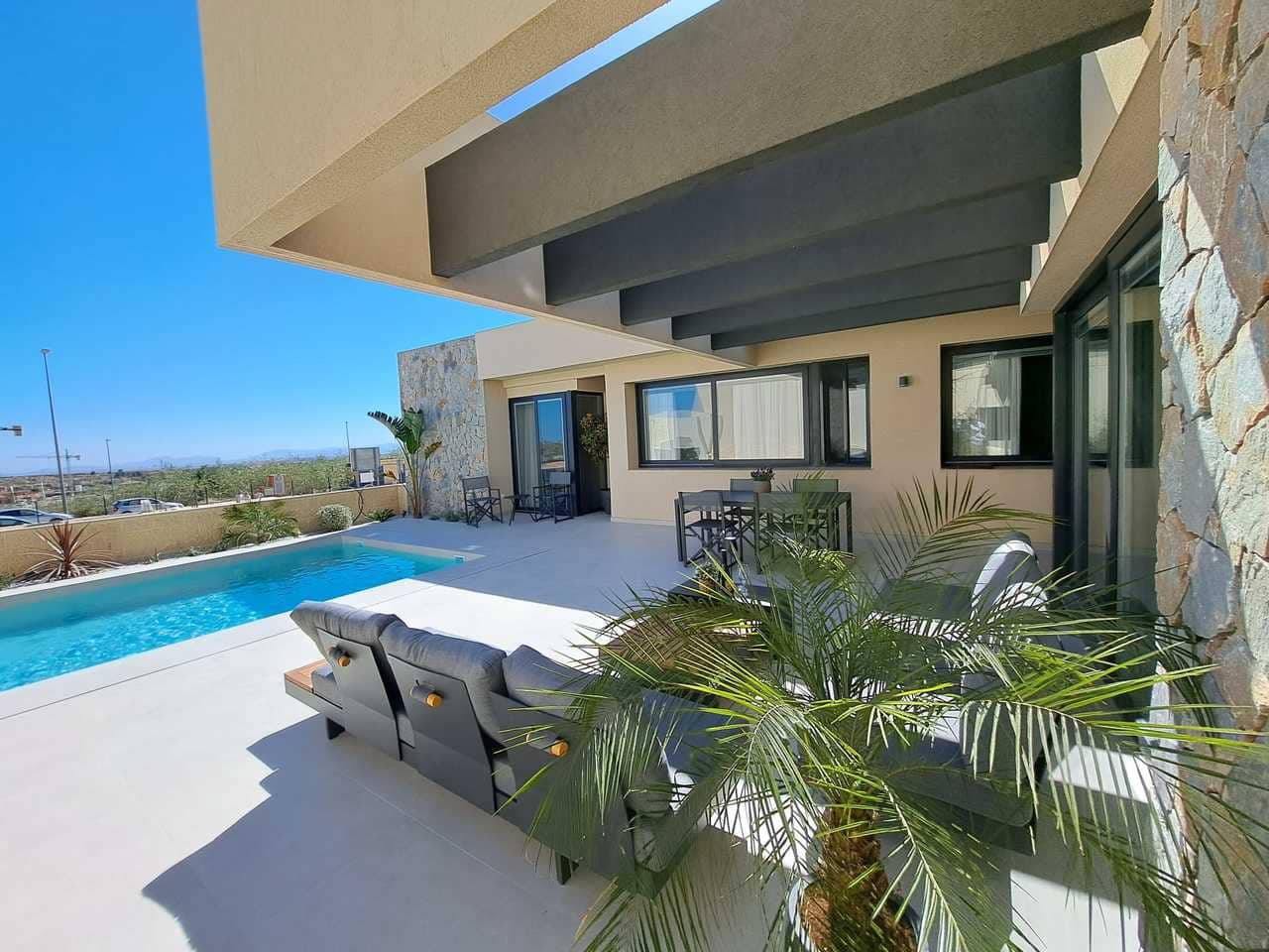 3 bedroom Villa for sale in Banos y Mendigo with pool - € 523,500 (Ref: 9465748)