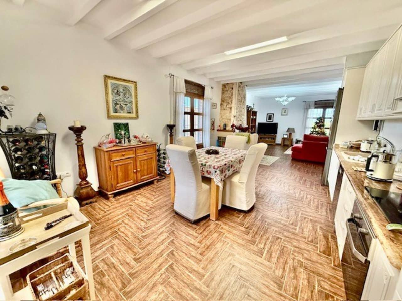 3 bedroom Villa for sale in Avileses with pool - € 375,000 (Ref: 9482209)