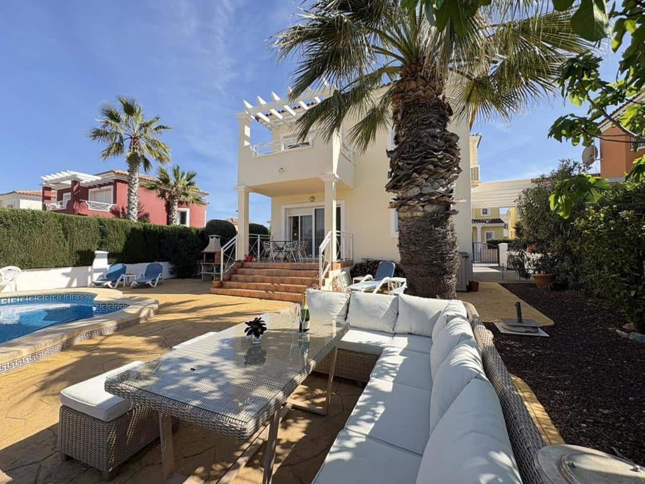 2 bedroom Villa for sale in Banos y Mendigo with pool garage - € 275,000 (Ref: 9500033)