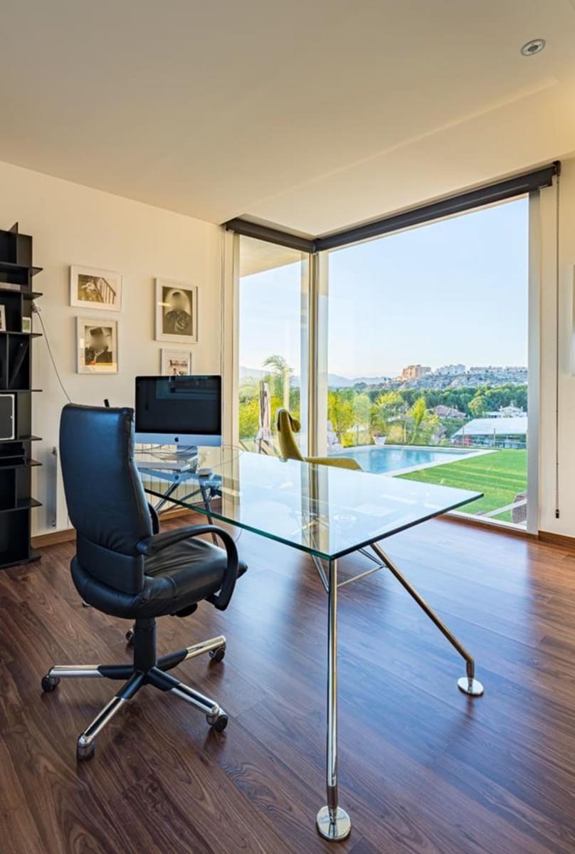 4 slaapkamer Villa te koop in Altorreal met zwembad - € 1.490.000 (Ref: 9500353)