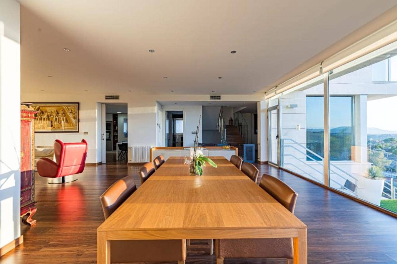 4 slaapkamer Villa te koop in Altorreal met zwembad - € 1.490.000 (Ref: 9500353)