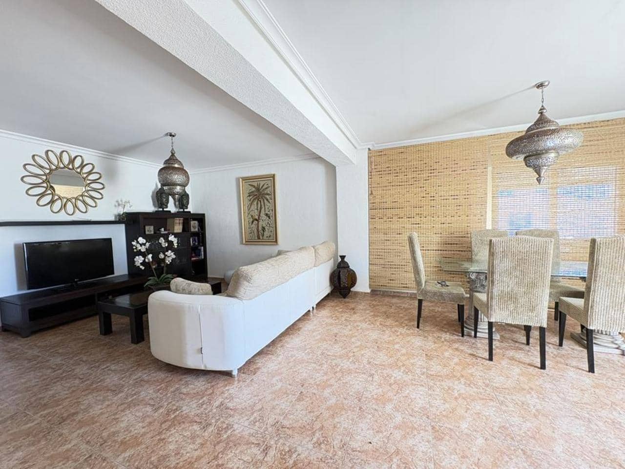 6 bedroom Villa for sale in La Manga del Mar Menor - € 995,000 (Ref: 9500361)