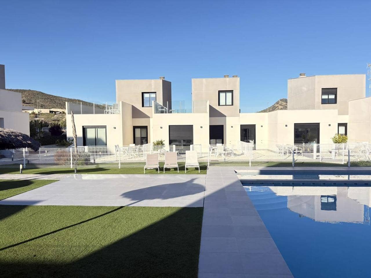 3 slaapkamer Huis te koop in Banos y Mendigo met zwembad garage - € 329.000 (Ref: 9503393)