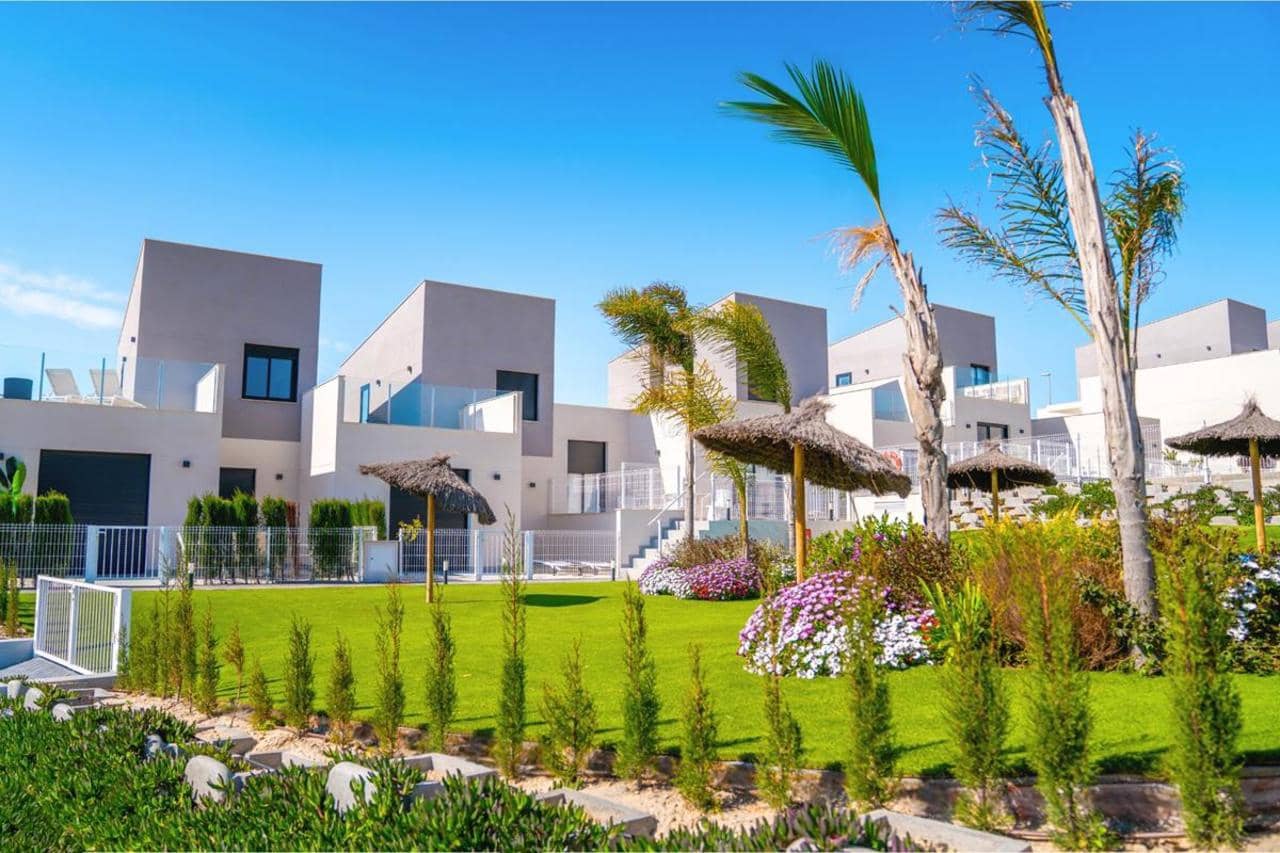 3 slaapkamer Huis te koop in Banos y Mendigo met zwembad garage - € 329.000 (Ref: 9503393)