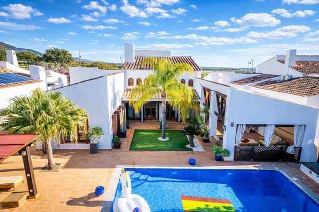 3 makuuhuone Huvila myytävänä paikassa Baños y Mendigo, Murcia kaupunki mukana uima-altaan 
autotalli - 750 000 € (Ref: 9539876)