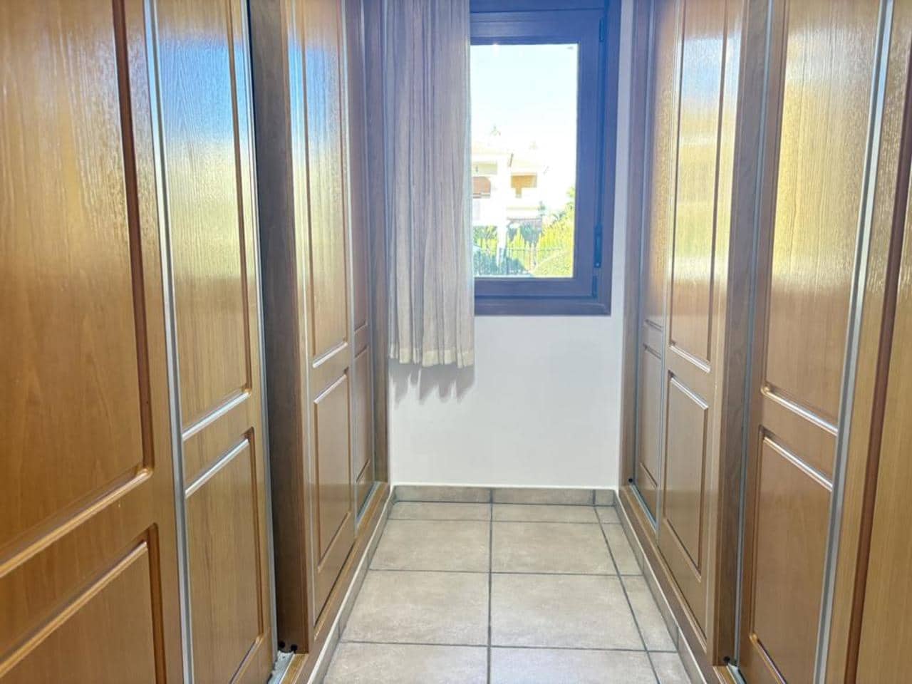 4 quarto Moradia para venda em Banos y Mendigo com piscina garagem - 450 000 € (Ref: 9551957)