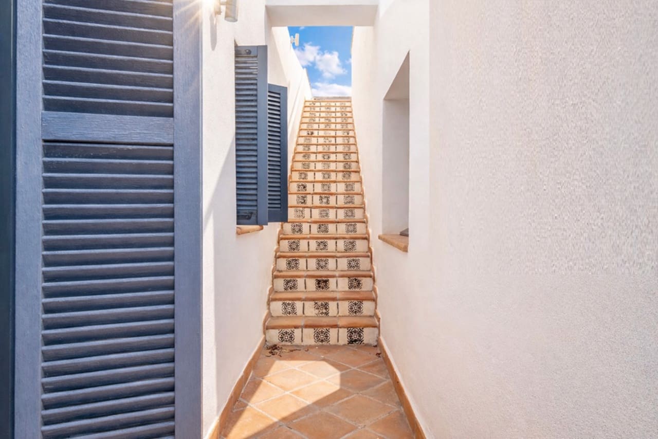 5 slaapkamer Villa te koop in Banos y Mendigo met zwembad garage - € 995.000 (Ref: 9562192)