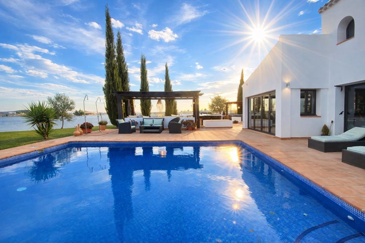 5 quarto Moradia para venda em Banos y Mendigo com piscina garagem - 995 000 € (Ref: 9564052)