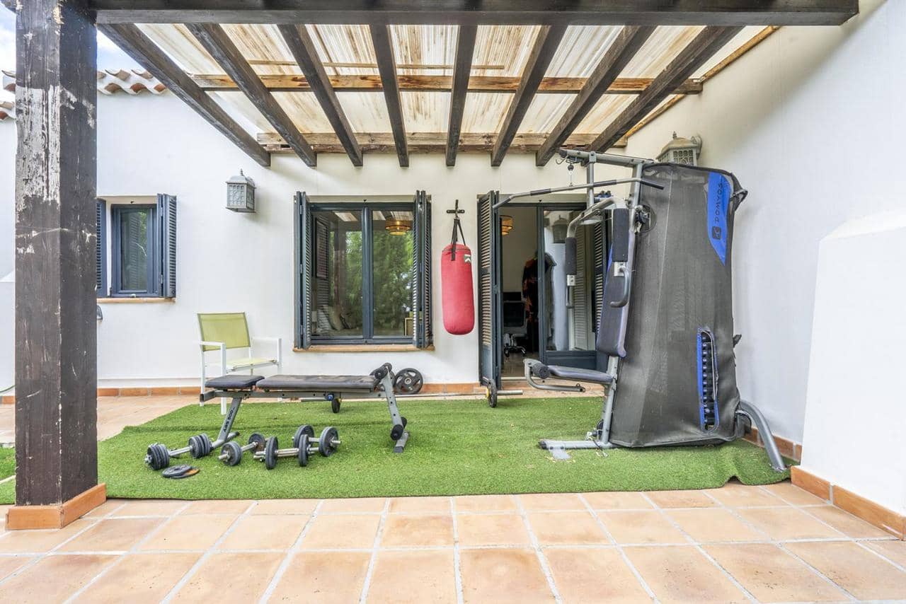 5 quarto Moradia para venda em Banos y Mendigo com piscina garagem - 995 000 € (Ref: 9564052)