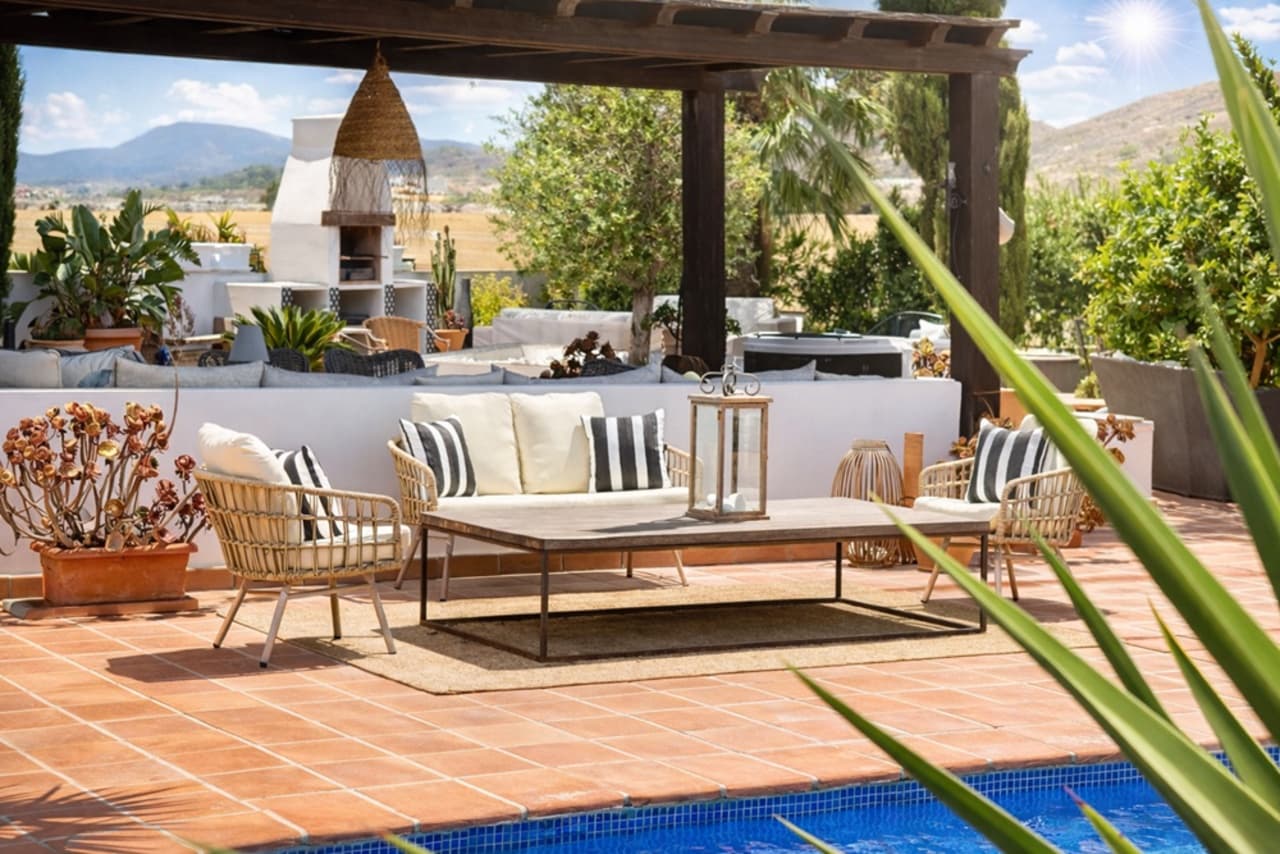 5 quarto Moradia para venda em Banos y Mendigo com piscina garagem - 995 000 € (Ref: 9564052)