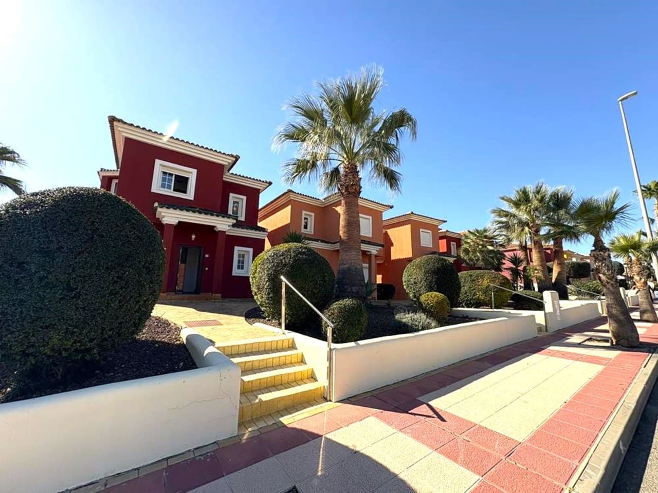 2 soveværelse Villa til leje i Banos y Mendigo med swimmingpool - € 750 (Ref: 9566830)