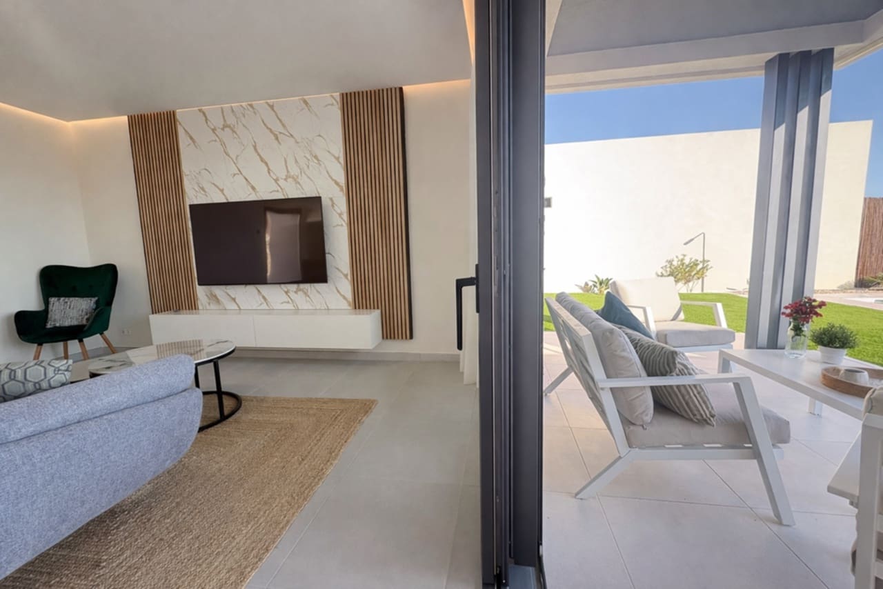 2 Zimmer Villa zu verkaufen in Banos y Mendigo mit Pool Garage - 497.000 € (Ref: 9607059)