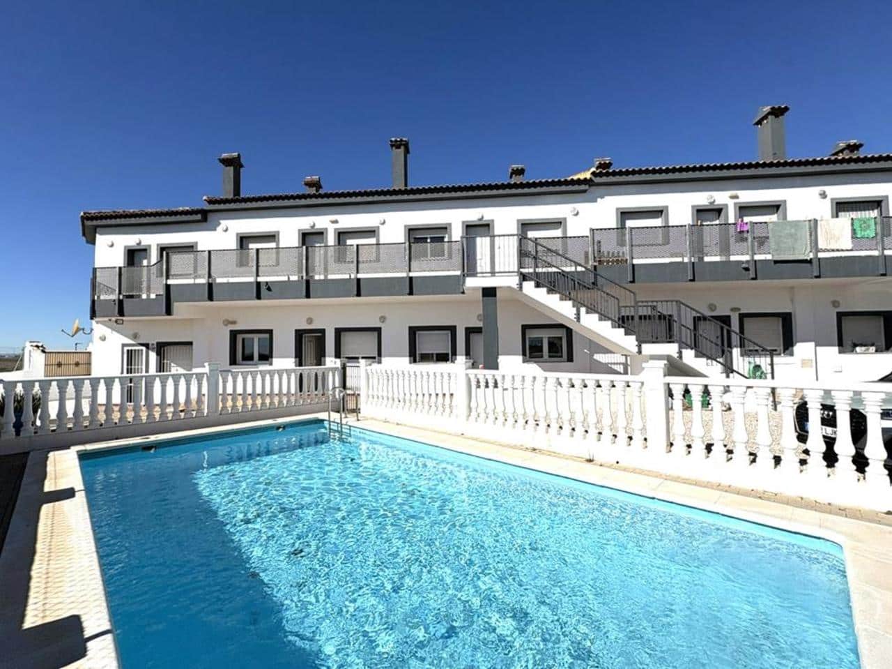 2 soveværelse Lejlighed til salg i Gea y Truyols med swimmingpool - € 80.000 (Ref: 9610695)