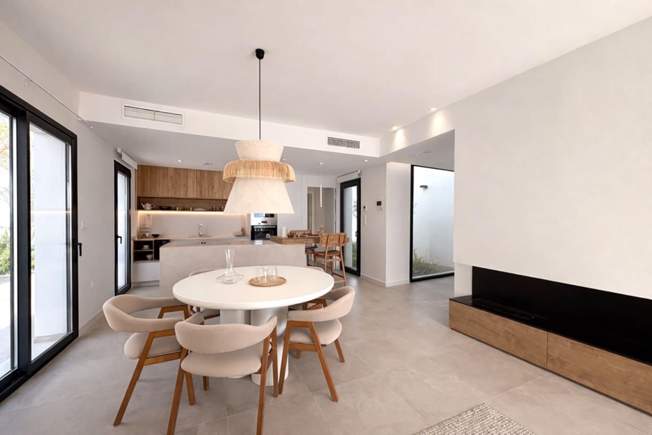 3 sypialnia Willa na sprzedaż w Banos y Mendigo z basenem - 389 900 € (Ref: 9627967)