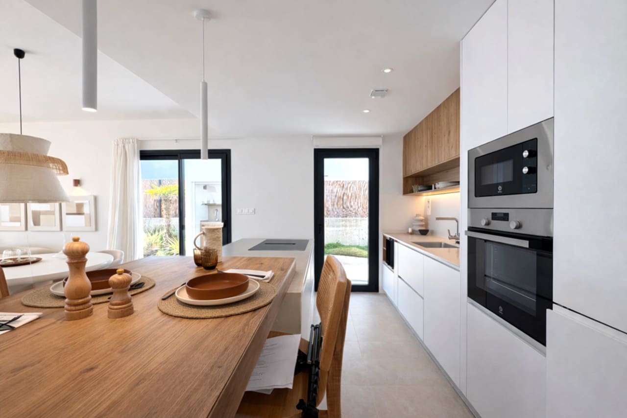 3 sypialnia Willa na sprzedaż w Banos y Mendigo z basenem - 389 900 € (Ref: 9627968)