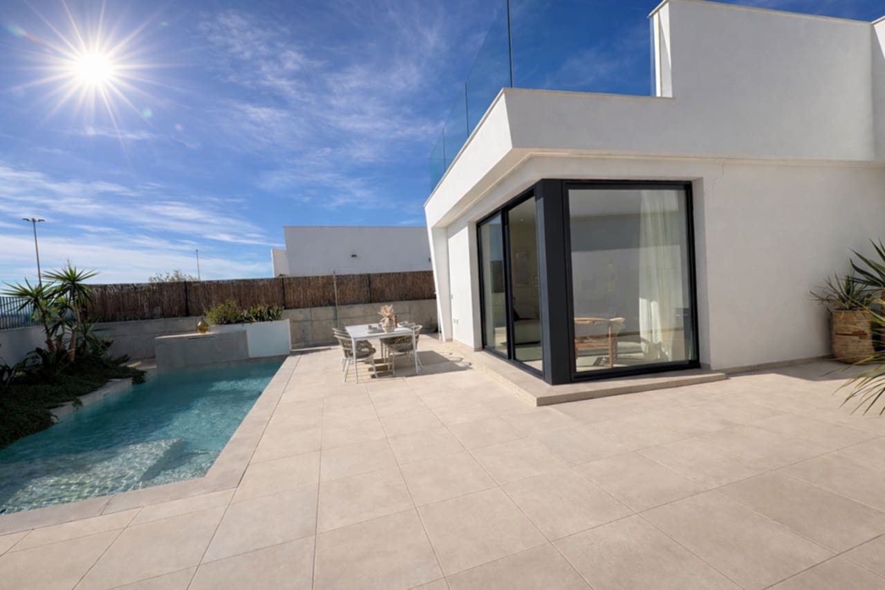 3 sypialnia Willa na sprzedaż w Banos y Mendigo z basenem - 389 900 € (Ref: 9627968)