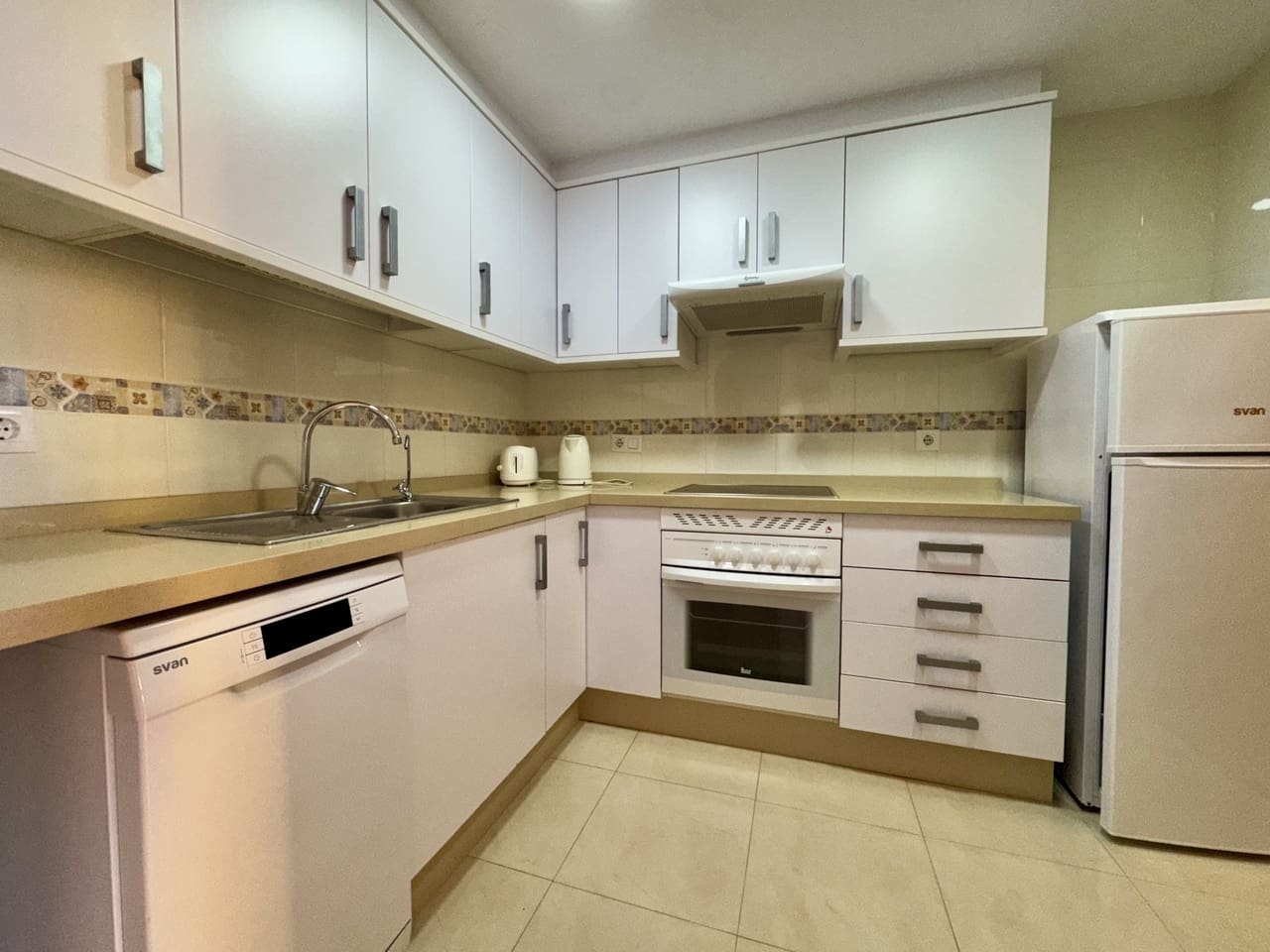 2 soverom Leilighet til salgs i Mar de Cristal med svømmebasseng - € 150 000 (Ref: 9632658)