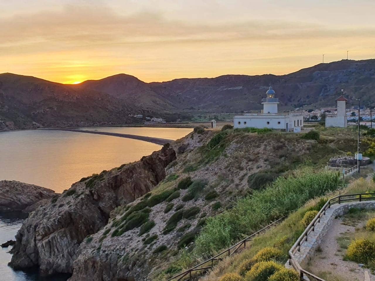 3 soveværelse Byhus til salg i Portman med swimmingpool - € 215.000 (Ref: 9633741)