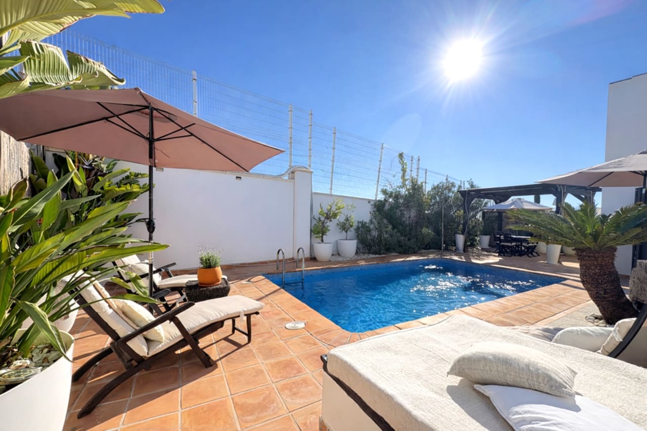 3 quarto Moradia para venda em Banos y Mendigo com piscina - 450 000 € (Ref: 9639655)