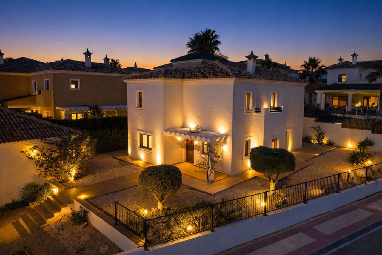 4 soverom Villa til salgs i Murcia by med svømmebasseng garasje - € 450 000 (Ref: 9772388)