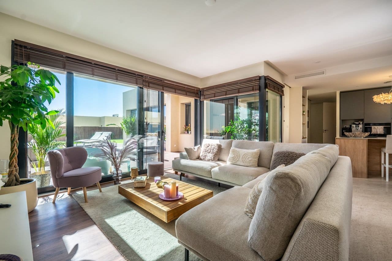 2 bedroom Villa for sale in Algezares with pool garage - € 489,000 (Ref: 9772390)