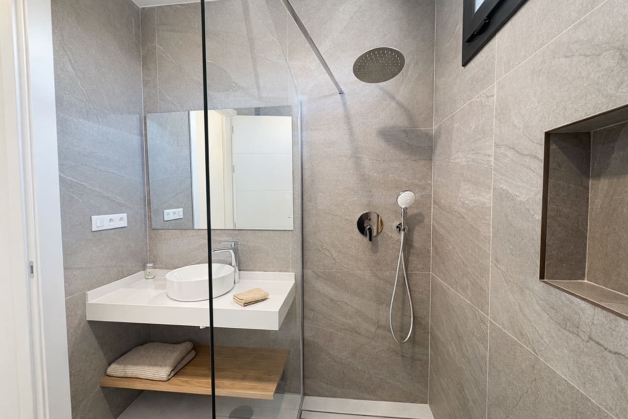 2 sypialnia Willa na sprzedaż w Banos y Mendigo z basenem garażem - 497 000 € (Ref: 9772402)