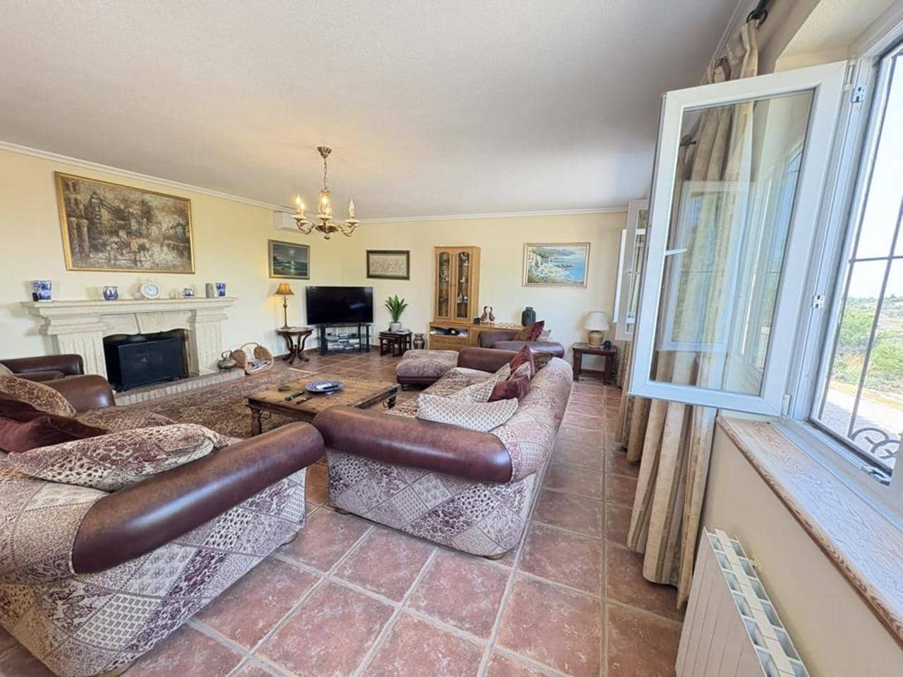 4 soverom Villa til salgs i Gea y Truyols med svømmebasseng garasje - € 895 000 (Ref: 9772410)