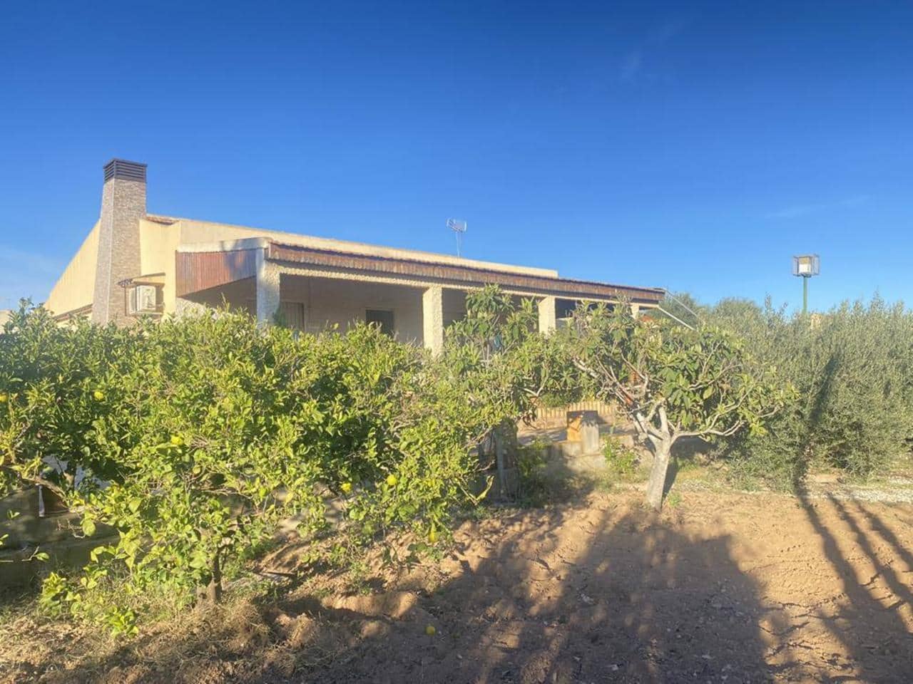 4 sypialnia Willa na sprzedaż w Gea y Truyols z basenem garażem - 269 000 € (Ref: 9772411)