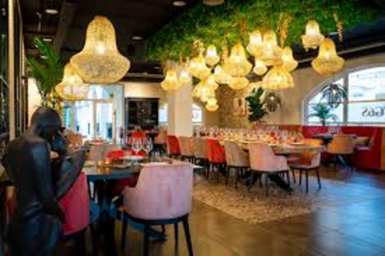 2 bedroom Villa for sale in Algezares with pool garage - € 489,000 (Ref: 9772420)