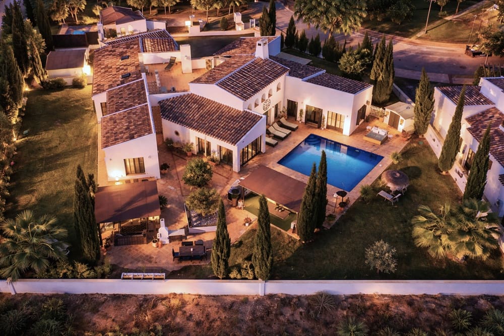 5 quarto Moradia para venda em El Valle Golf Resort com piscina garagem - 899 000 € (Ref: 9772422)