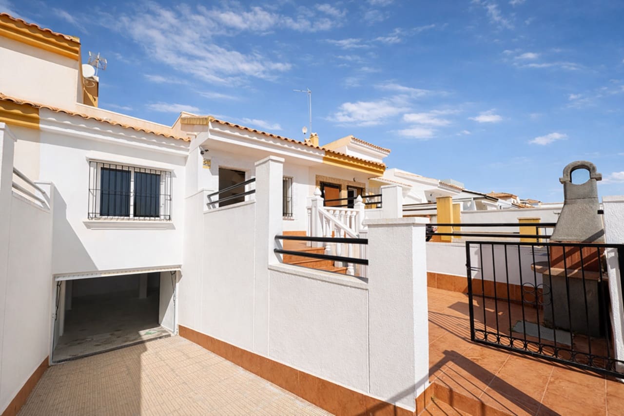 2 bedroom Townhouse for sale in Sucina with garage - € 144,800 (Ref: 9777614)