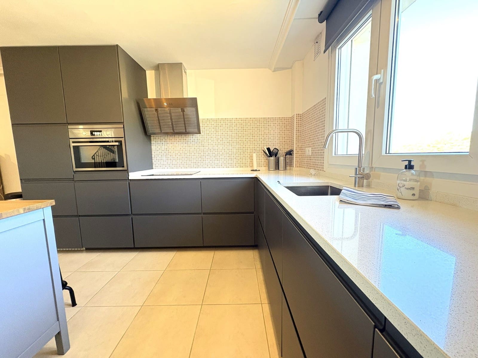 3 chambre Appartement à vendre à Banos y Mendigo avec piscine garage - 229 500 € (Ref: 9793123)