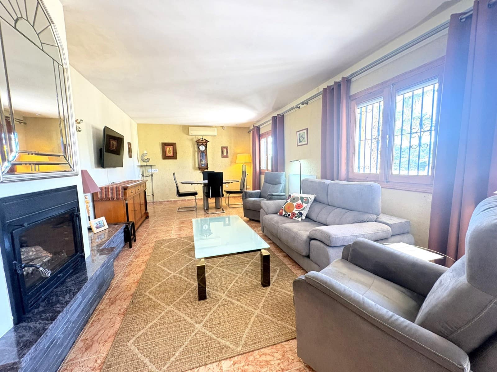 4 slaapkamer Villa te koop in Perin met zwembad garage - € 495.000 (Ref: 9816670)
