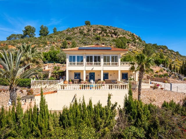 4 slaapkamer Villa te koop in Perin, Cartagena met zwembad garage - € 495.000 (Ref: 9816670)