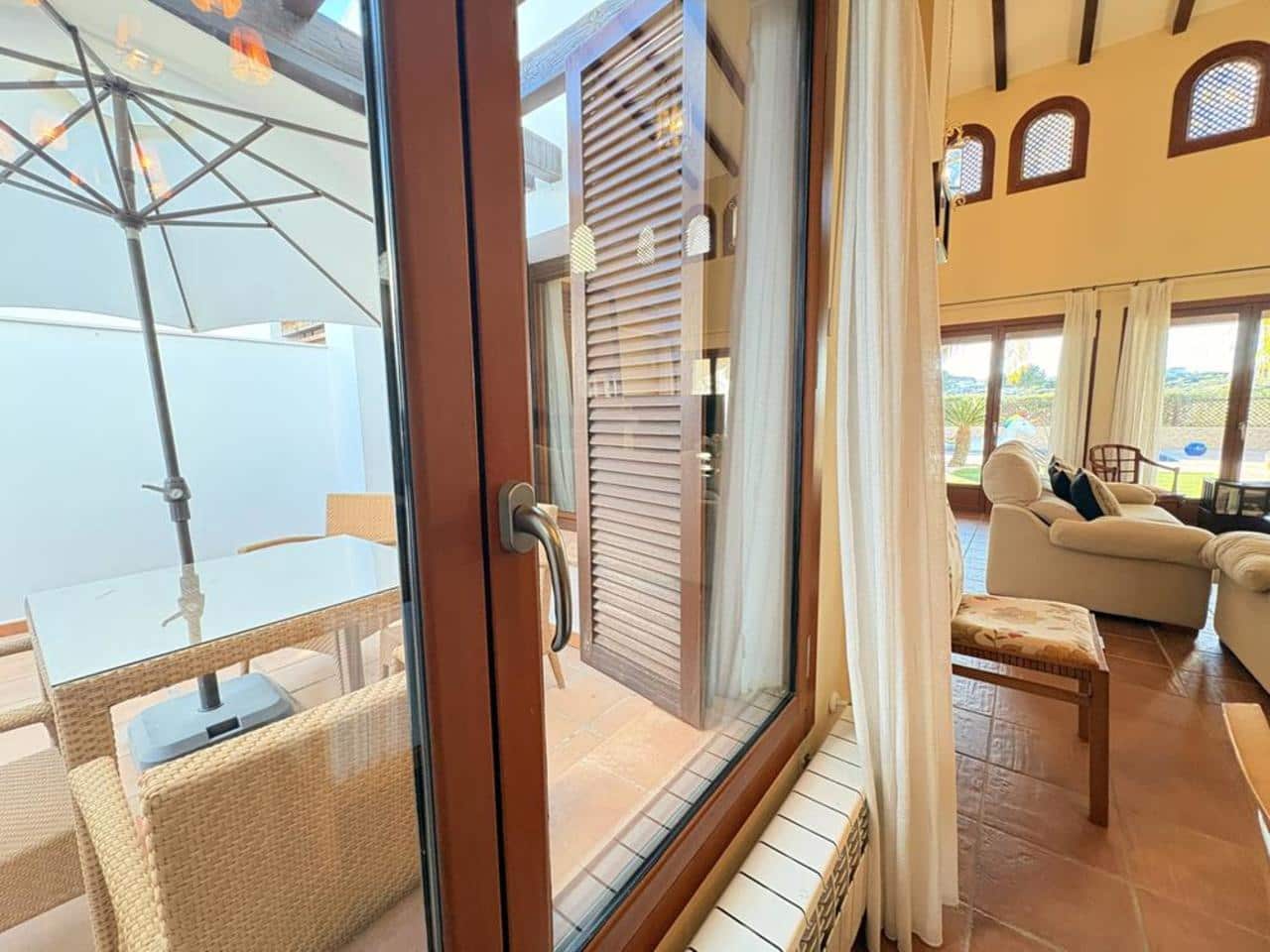 3 soverom Villa til salgs i El Valle Golf Resort med svømmebasseng garasje - € 750 000 (Ref: 9819162)