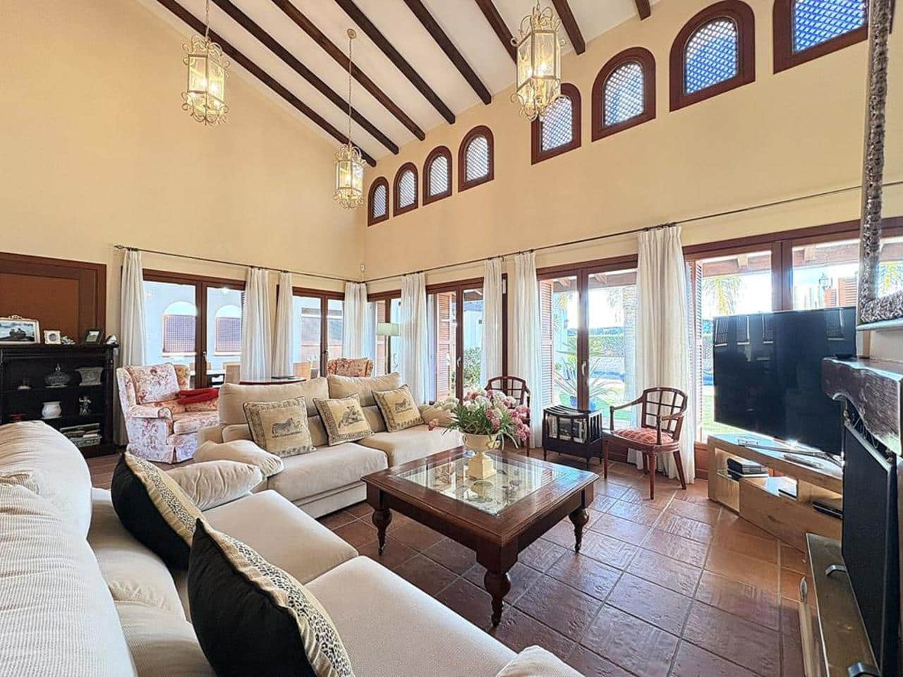 3 soverom Villa til salgs i El Valle Golf Resort med svømmebasseng garasje - € 750 000 (Ref: 9819162)