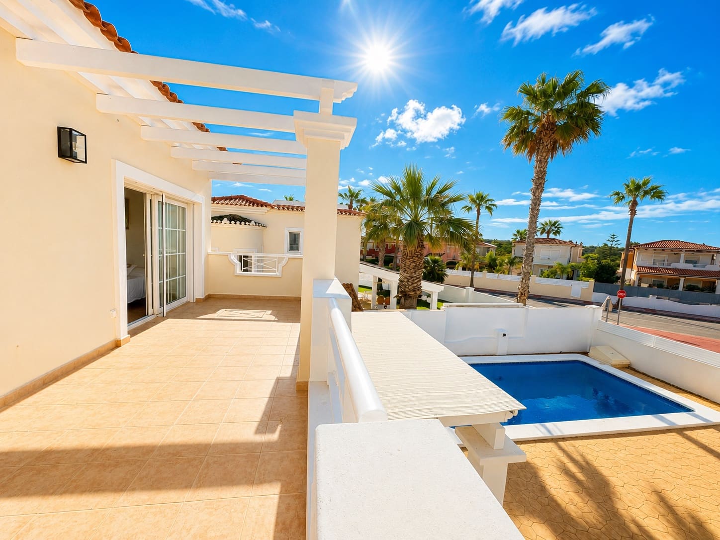 3 soveværelse Villa til salg i Banos y Mendigo med swimmingpool - € 330.000 (Ref: 9830273)