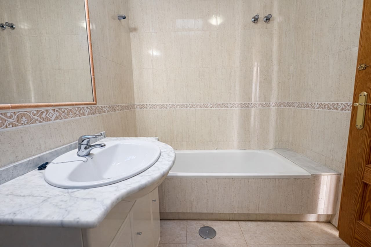 2 bedroom Townhouse for sale in Sucina with garage - € 144,800 (Ref: 9841396)