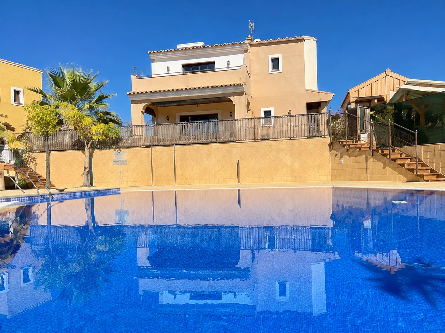 3 slaapkamer Villa te koop in Banos y Mendigo met zwembad garage - € 425.000 (Ref: 9872688)