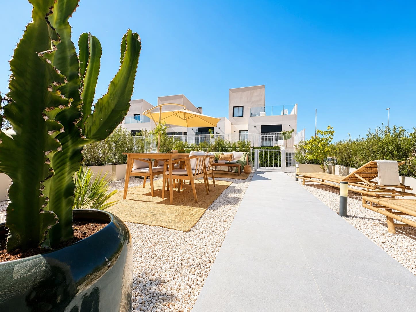 2 quarto Casa em Banda para venda em Banos y Mendigo com piscina - 250 000 € (Ref: 9887866)
