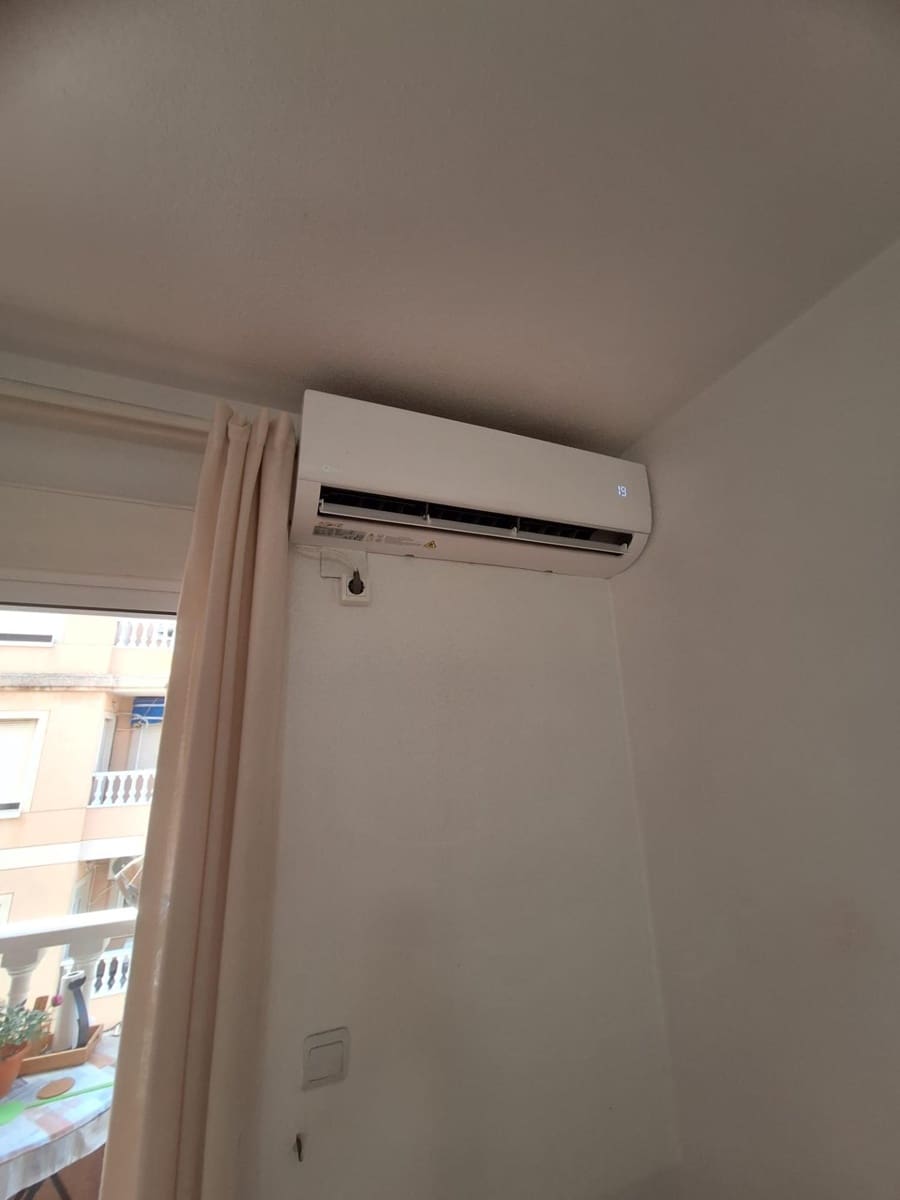 2 sovrum Lägenhet till salu i Torrevieja - 148 900 € (Ref: 10004214)