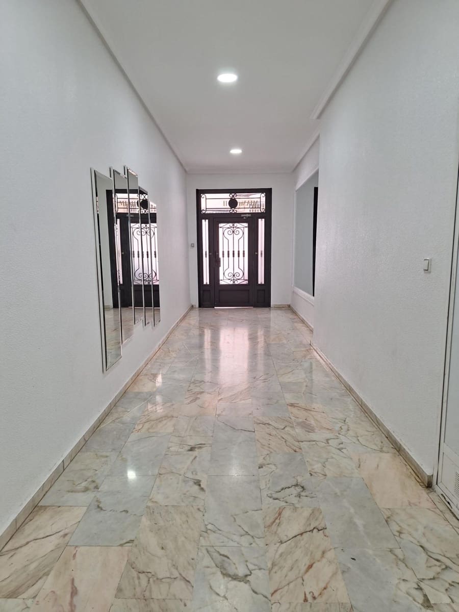 2 sovrum Lägenhet till salu i Torrevieja - 148 900 € (Ref: 10004214)
