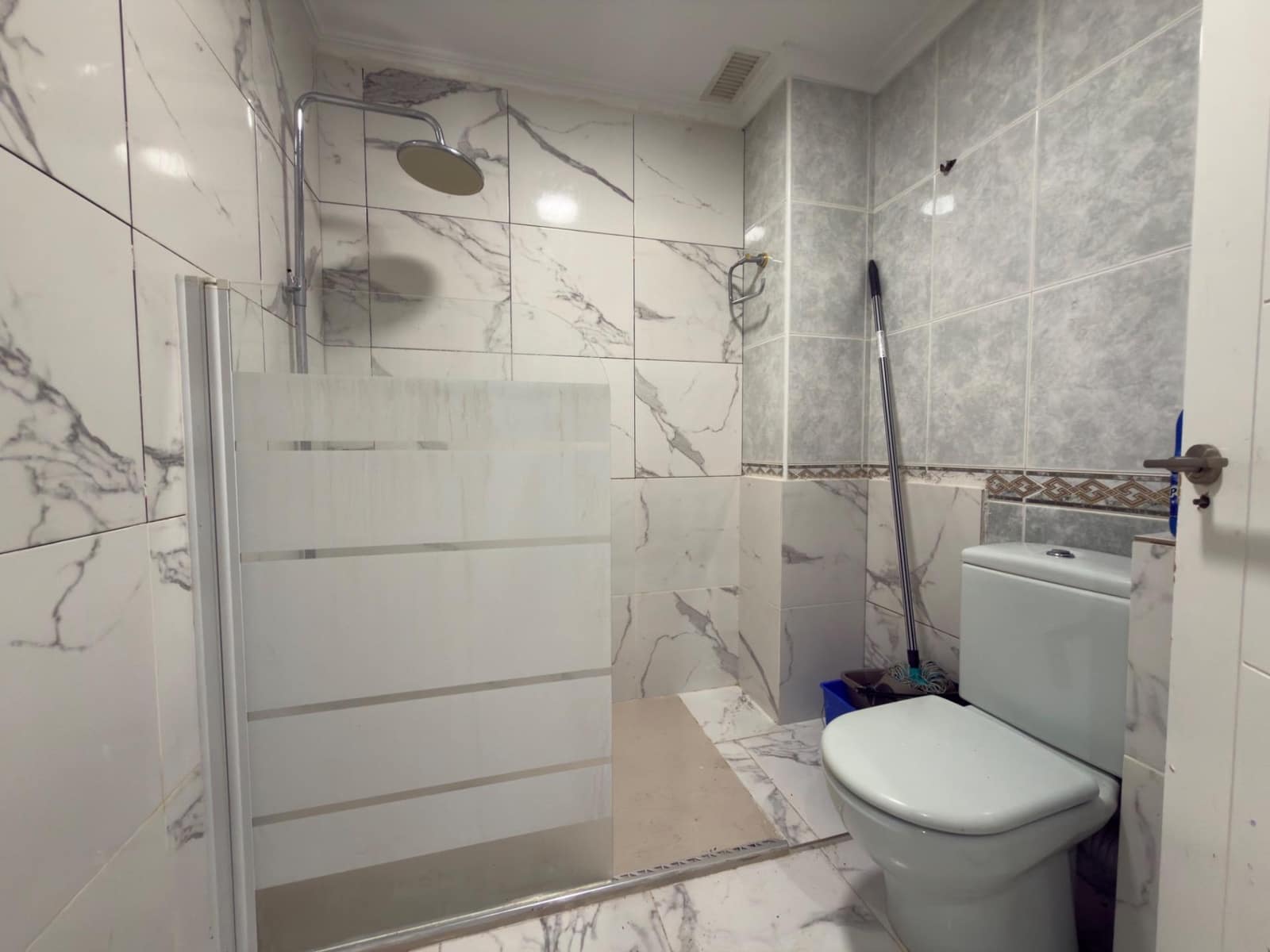 4 soverom Leilighet til salgs i Alicante by - € 179 000 (Ref: 10004215)