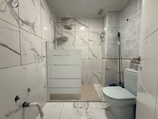 4 soverom Leilighet til salgs i Alicante by - € 179 000 (Ref: 10004215)