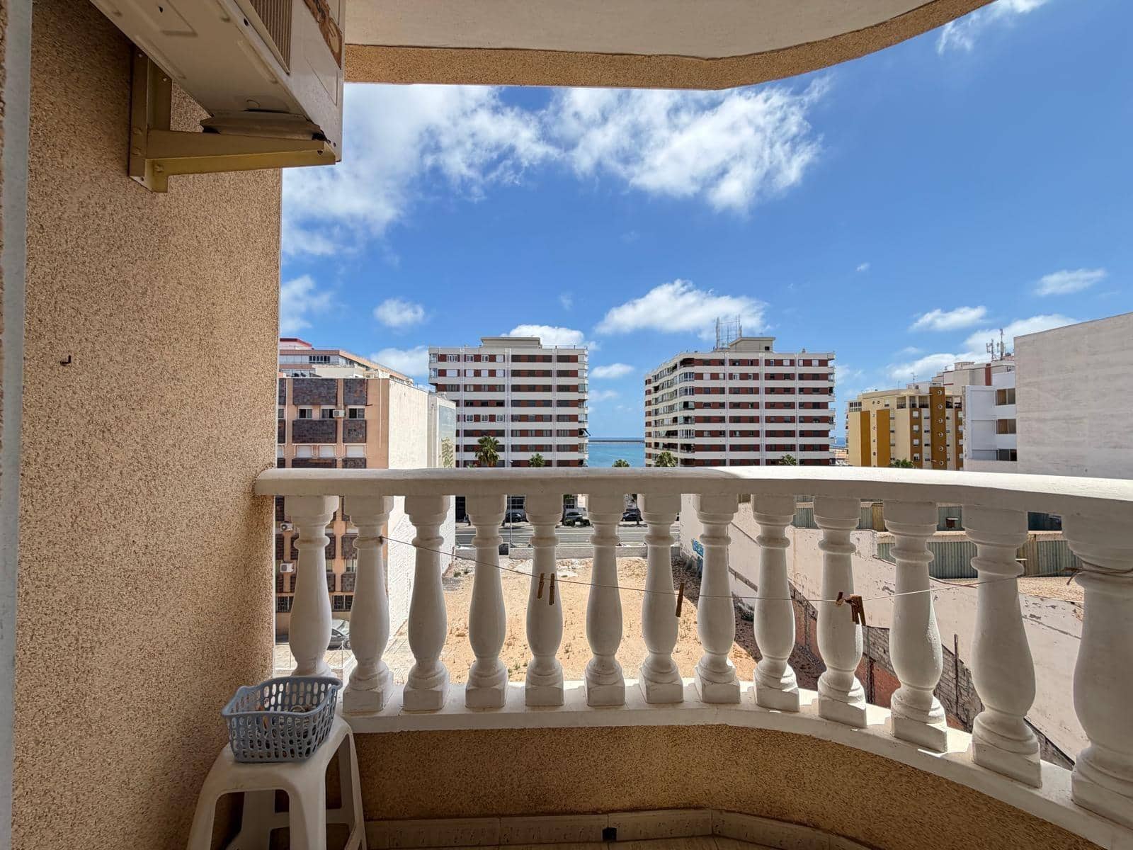 2 quarto Apartamento para venda em Torrevieja - 133 000 € (Ref: 10004216)