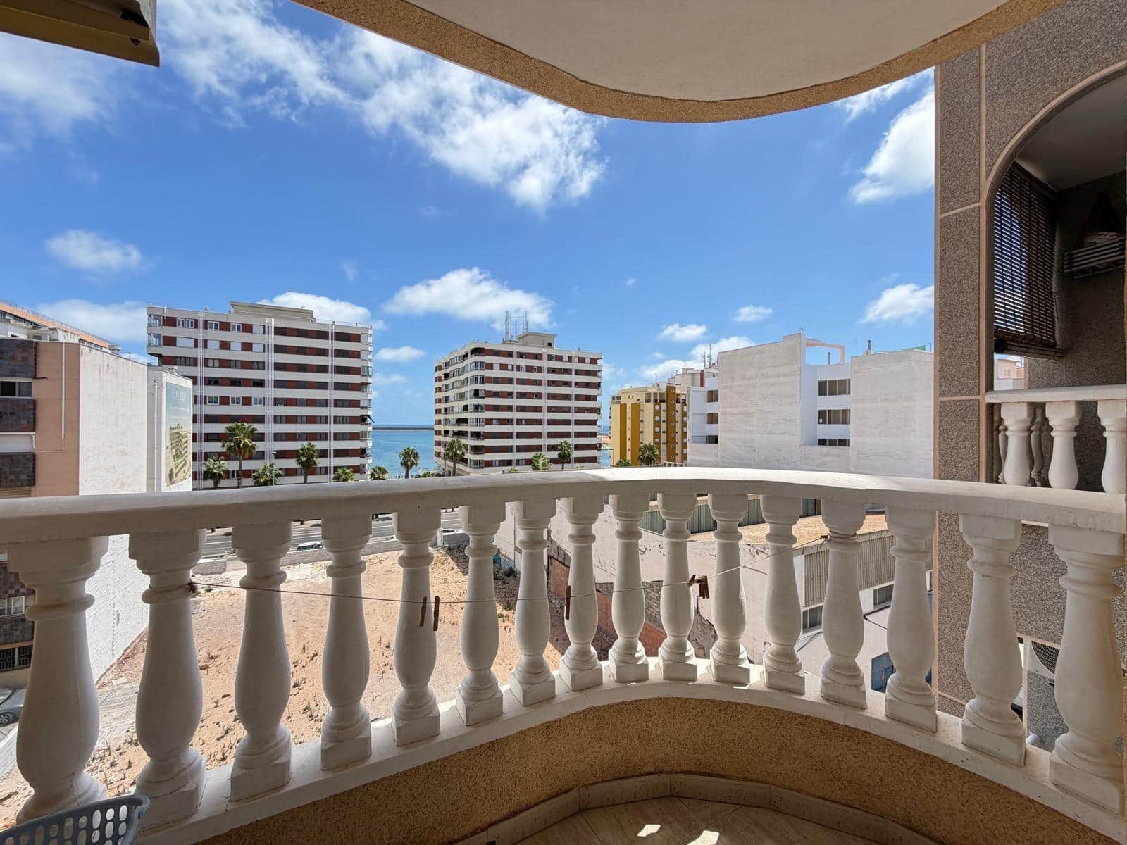 2 quarto Apartamento para venda em Torrevieja - 133 000 € (Ref: 10004216)