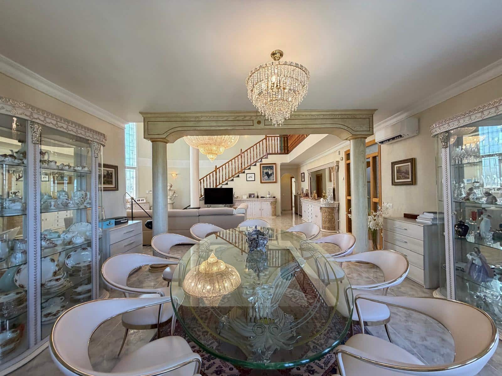 6 sovrum Villa till salu i Ciudad Quesada med pool garage - 880 000 € (Ref: 10004217)