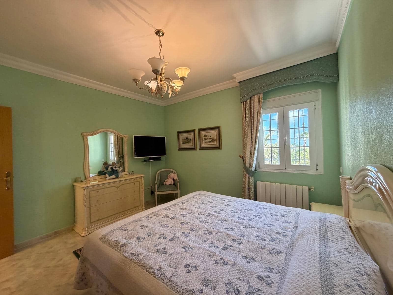 6 sovrum Villa till salu i Ciudad Quesada med pool garage - 880 000 € (Ref: 10004217)