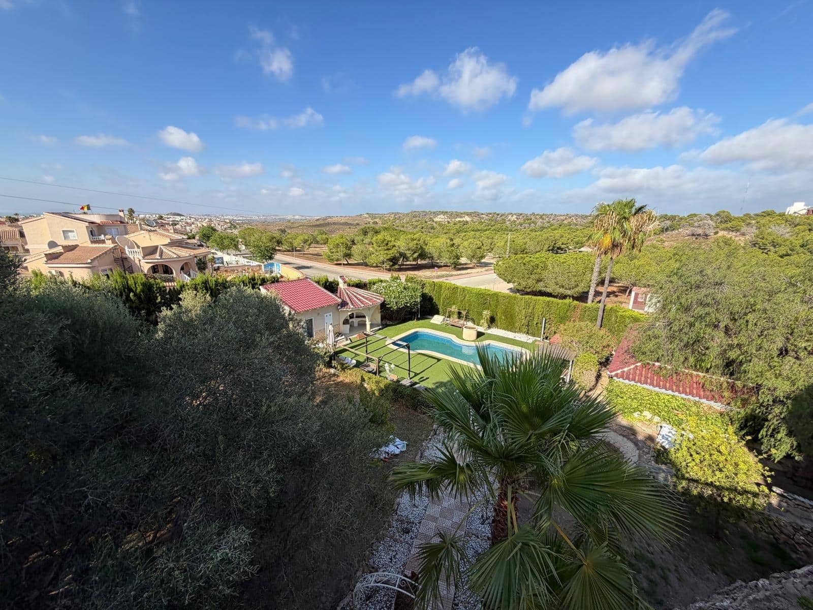 6 sovrum Villa till salu i Ciudad Quesada med pool garage - 880 000 € (Ref: 10004217)