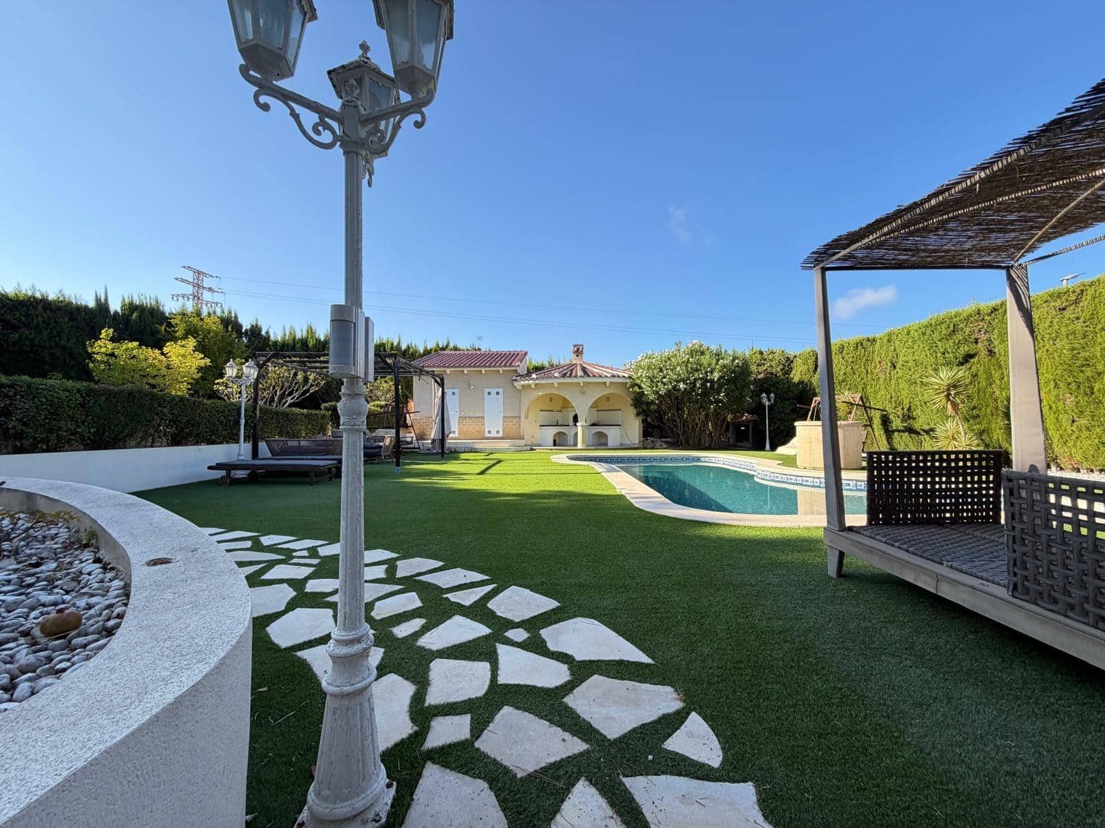 6 sovrum Villa till salu i Ciudad Quesada med pool garage - 880 000 € (Ref: 10004217)